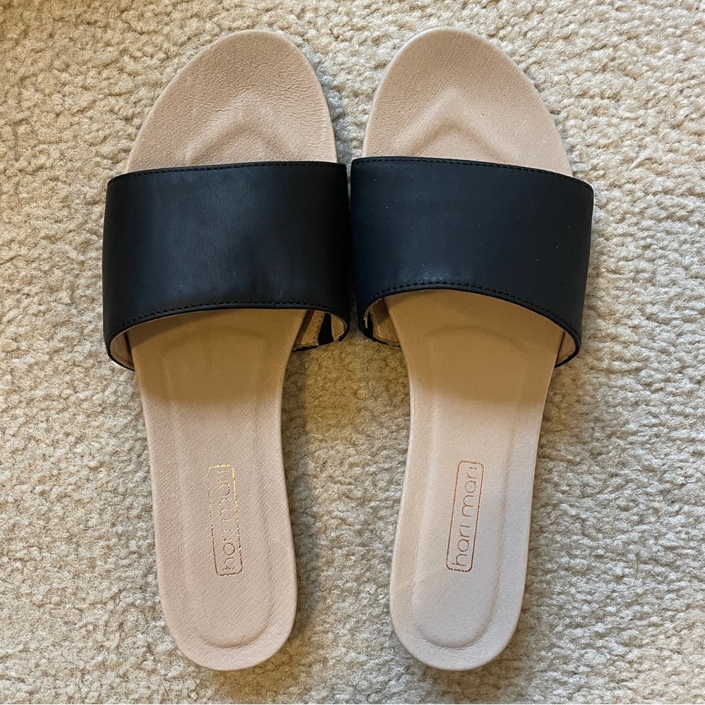 Hari Mari Black Leather Sandal